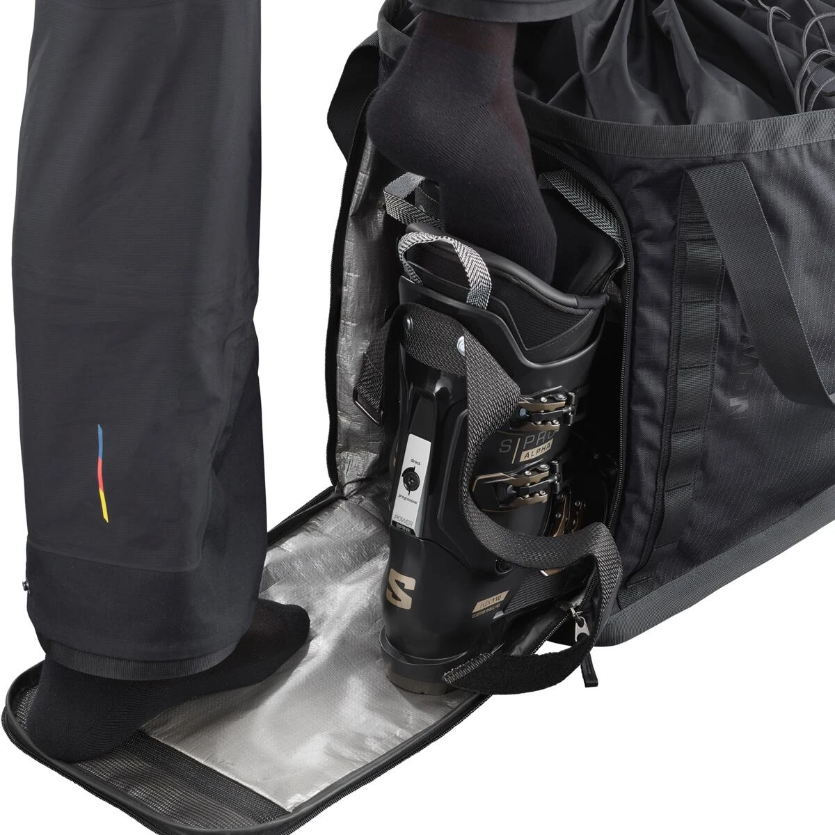 Salomon Extend Max Gearbag Salomon Extend Max Gearbag -Duijvestein Winkel LC1921700 1 GHO EXTEND MAX GEARBAG BLACK.png.cq5dam.web .1200.1200