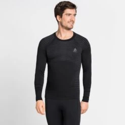 Odlo M Top Crew Neck L_S Performanc 8 Odlo M Top Crew Neck L_S Performanc -Duijvestein Winkel Odlo M Top Crew Neck L S Performance Light 2022 3