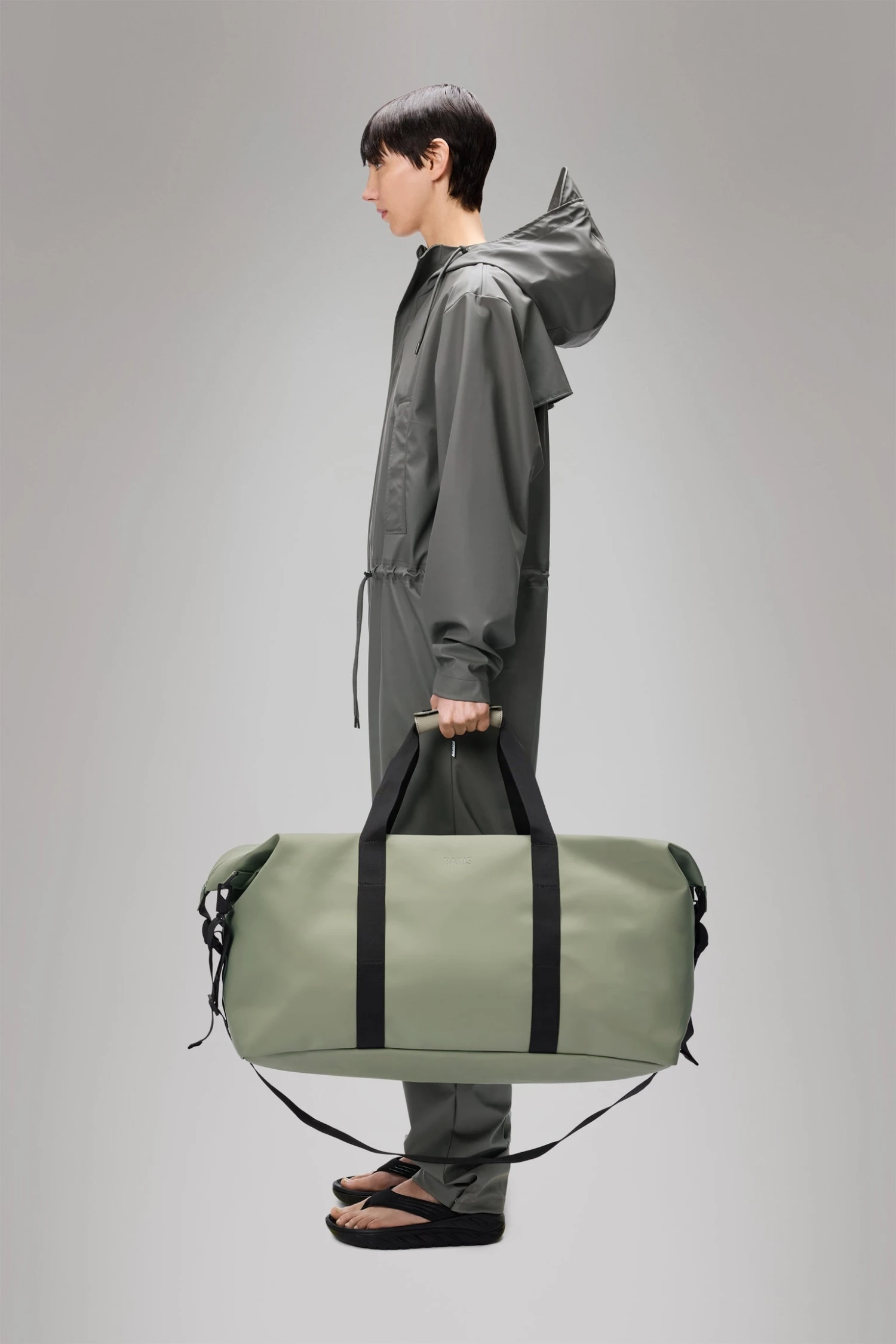 Rains Hilo Weekend Bag Large Rains Hilo Weekend Bag Large -Duijvestein Winkel Rains Hilo Weekend Bag Large drift 2025 2