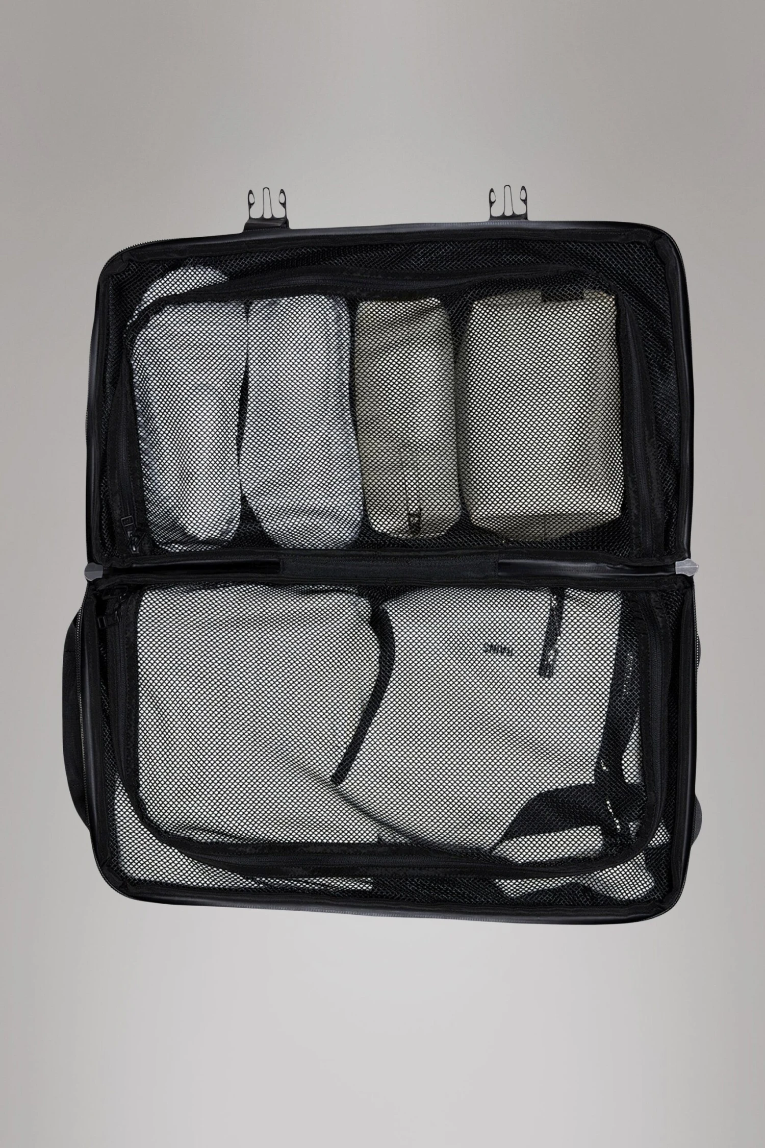 Rains Texel Cabin Bag Rains Texel Cabin Bag -Duijvestein Winkel Rains Texel Cabin Bag black 2025 3 scaled